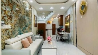Căn nhà 3,090 tỷ full nội thất, dọn vào ở ngay, hẻm ô tô Quận Tân Bình