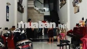 Cho thuê nhà mới đường nội bộ có thang máy bàu cát