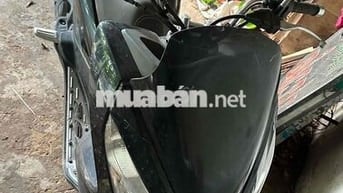 do ko có nhu cầu và ít đi cần bán lại xe như hình