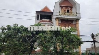 💥Cho thuê Biệt thự DT 10X23 Biệt thự 4lầu Mặt Tiền