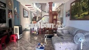 NHÀ MẶT TIỀN KINH DOANH PHẠM THỊ GIÂY HÓC MÔN – FULL NỘI THẤT CAO CẤP,