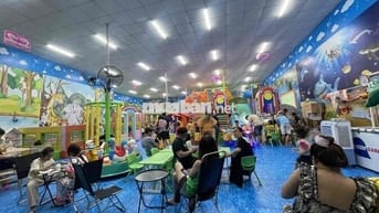 SANG KHU VUI CHƠI TRẺ EM HOẠT ĐỘNG ĐANG ĐÔNG KHÁCH , MB DT : 350 m2