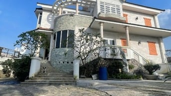 ☎Biệt thự mặt tiền Nguyễn Đình kiên 