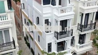 NHÀ GÓC 2 MẶT TIỀN MẪU TÂN CỔ ĐIỂN HIỆN ĐẠI TẠI DĨ AN GIÁP THUẬN AN