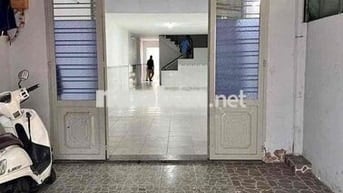 Cho thuê nhà xưởng, kho đường xe tải