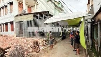 CẦN TIỀN XOAY SỞ HẠ GIÁ BÁN GẤP LÔ ĐẤT RẺ NHẤT KHU VỰC