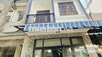 NHÀ 3 TẦNG MT LÊ VĂN THỊNH, gần biển NTT