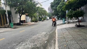 Măt tiền nội bộ đường DC9 DT 5x20m ~ 100m2 , nhá nát