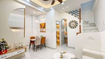 SIÊU PHẨM NGANG 5M CÁCH HXH 1 CĂN NHÀ- FULL NỘI THẤT SÁT PHẠM VĂN ĐỒNG