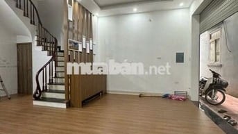 Bán Phố Trần Hòa, Siêu rẻ 9.2 tỉ, DT 45 m2, 4 tầng. Ngõ ba gác