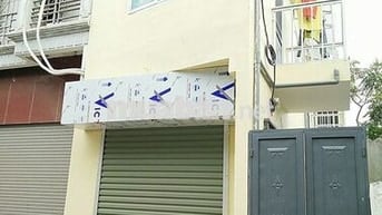 Nhà mặt tiền 2 tầng 28m2, 3.5 Tr/Tháng - MT 2m5, KD tạp hóa, Kho mini
