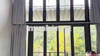 Cho thuê nhà tân phong 6x15 trệt lầu 25tr/thang quận 5