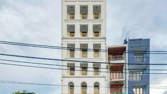 Bán Toà Nhà 990 Âu Cơ- Tân Bình. Dt 9.5x33- Kếu Cấu: 10 Tầng( 1H-8L)