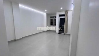 CHO THUÊ FULL TẦNG 1 TRONG NHÀ NGUYÊN CĂN Ở BÌNH THẠNH