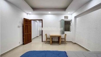 Phòng full nội thất tách bếp siêu rộng khu nhà ga T3- ETOWN cho anh em