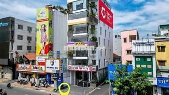 TÒA NHÀ 8 TẦNG - KHU SẦM UẤT - THANG MÁY , HẦM XE