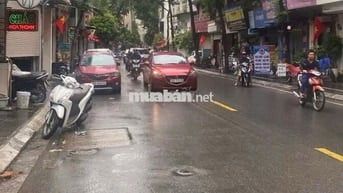 Bán nhà Láng Thượng 5T,lô góc 2 thoáng,4.2m mặt tiền,ngõ thông như phố