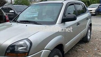 Chính chủ cần bán xe Hyundai Tucson 2009 2.0 AT