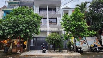 BIỆT THỰ CHO THUÊ - 344C Nguyễn Trọng Tuyển P.1 Q.TB - 8x18m 700m sàn