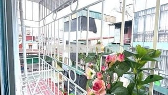 💥🏦Ô TÔ ĐỖ CHÂN CẦU THANG-TẬP THỂ TRUNG TÂM #HAI #BÀ #TRƯNG-SÁT CÔNG