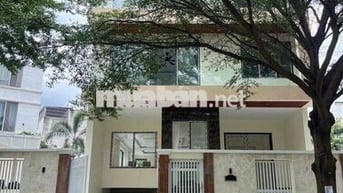 Villa Hồ Bơi tại The EverRich III, 500m2, 8PN, 9WC, Thang máy