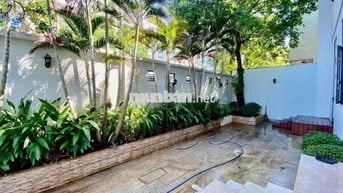 Biệt thự đẹp😍 giữa lòng Quận 1 P. Đa Kao | 300m² sử dụng, 2 lầu
