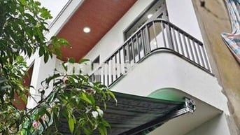 NHÀ 2 tầng kiệt ĐIỆN BIÊN PHỦ cách đường gần 50m full nội thất