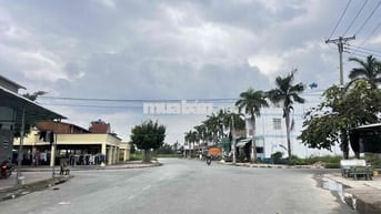 Đất Ngộp kdc cát Tường Phú Thạnh 4x20m giá 990tr