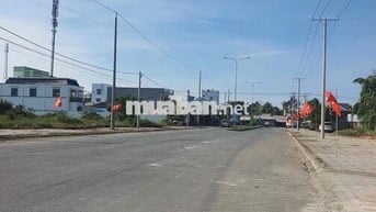 nha 1 trệt 1 lầu 1pk 3pn bếp 3wc phòng thờ. Nha đang xây dựng mới 100%