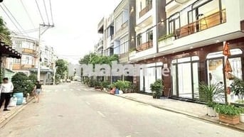 Cho Thuê Nhà 2 Lầu Có: 4pn Nằm Ở Đường N2 - Khu Cư Dĩ An - Bình Dương