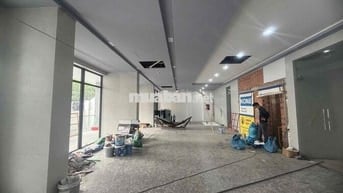 Mặt bằng kinh doanh siêu rộng 200m2 trung tâm Q7, gần Lotte, PMH, Q4Q1