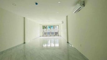 Sàn VP 75m trống suốt mặt tiền D1 Him Lam, có thang máy, máy lạnh