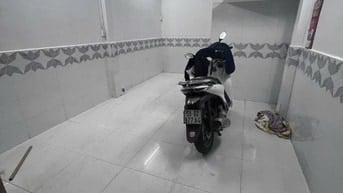 Cho thuê nhà 2 mặt hẻm rộng 4m, khu Giáo xứ Bình Thới, phường 3, Q11