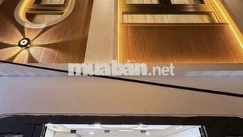 Nhà mới Cách Mạng Tháng Tám, Quận 3, 4 Tầng Sân thượng – 4.89 tỷ