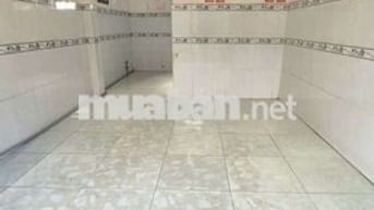 Nhà nguyên căn dt 4❌12+1 lầu đúc suốt có ban công hẻm ô tô thông