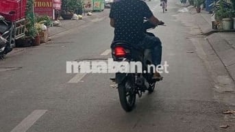 Nhà mặt tiền đường tám Doanh p4 q8 DT 4.7m x 18m nhà cấp 4