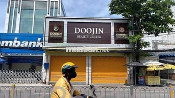 CHO THUÊ MẶT BẰNG LỚN DT 10X35 NGUYỄN THỊ THẬP - VỊ TRÍ SIÊU ĐẸP