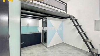 Phòng 30m2 Ngay Lê Thị Hồng Gác Cao Đứng được