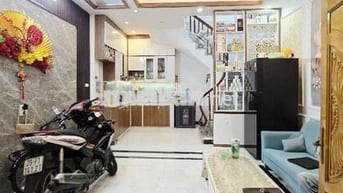 BÁN NHÀ LÔ GÓC NAM DƯ – 33M, 5 TẦNG – NỘI THẤT-Ô TÔ ĐỖ CỬA !