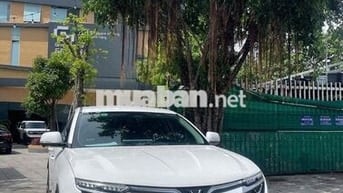 VinFast VF8 2023 Eco - 40000 km