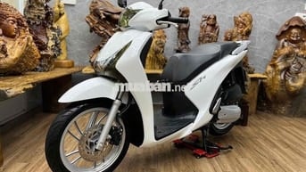 👉Sh 125i chính chủ biển SG máy móc êm ru