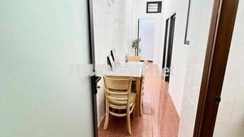 CĂN HỘ 2 PHÒNG NGỦ FULL NỘI THẤT - NGAY CHỢ HOÀNG HOA THÁM