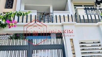 NHÀ ĐƯỜNG LAM SƠN DIỆN TÍCH: 5X22M TRỆT 3 LẦU CHO THUÊ