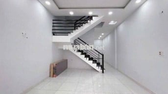 Khai trương siêu phẩm nhà nguyên căn mặt tiền ngay bến xe miền Đông