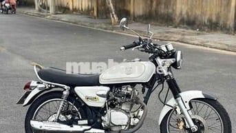 Xe máy Husky màu Trắng