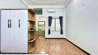 SIÊU PHẨM MỚI XÂY FULL NỘI THẤT CỬA SỔ TRỜI GẦN TRƯỜNG CHINH-CỘNG HOÀ