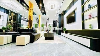 Nhà đẹp Mỹ Đình, 35m 5 tầng,2 mặt thoáng, ngõ nông, ô tô đỗ cổng