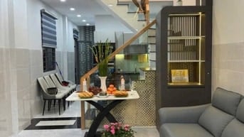 Nhà đẹp 2 tầng, Tân Quy, Q7, 4❌16, 🚗 đỗ cửa, full nội thất, nhỉnh 6t 