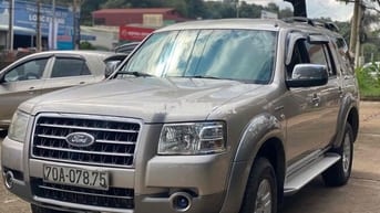 Ford Everest 2008 2.5L 4x2 MT - 130000 km