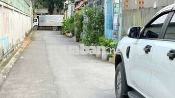 NHÀ MẶT TIỀN NHỰA THÔNG BÀ ĐIỂM GẦN PHAN VĂN HỚN CHỢ ĐẠI HẢI